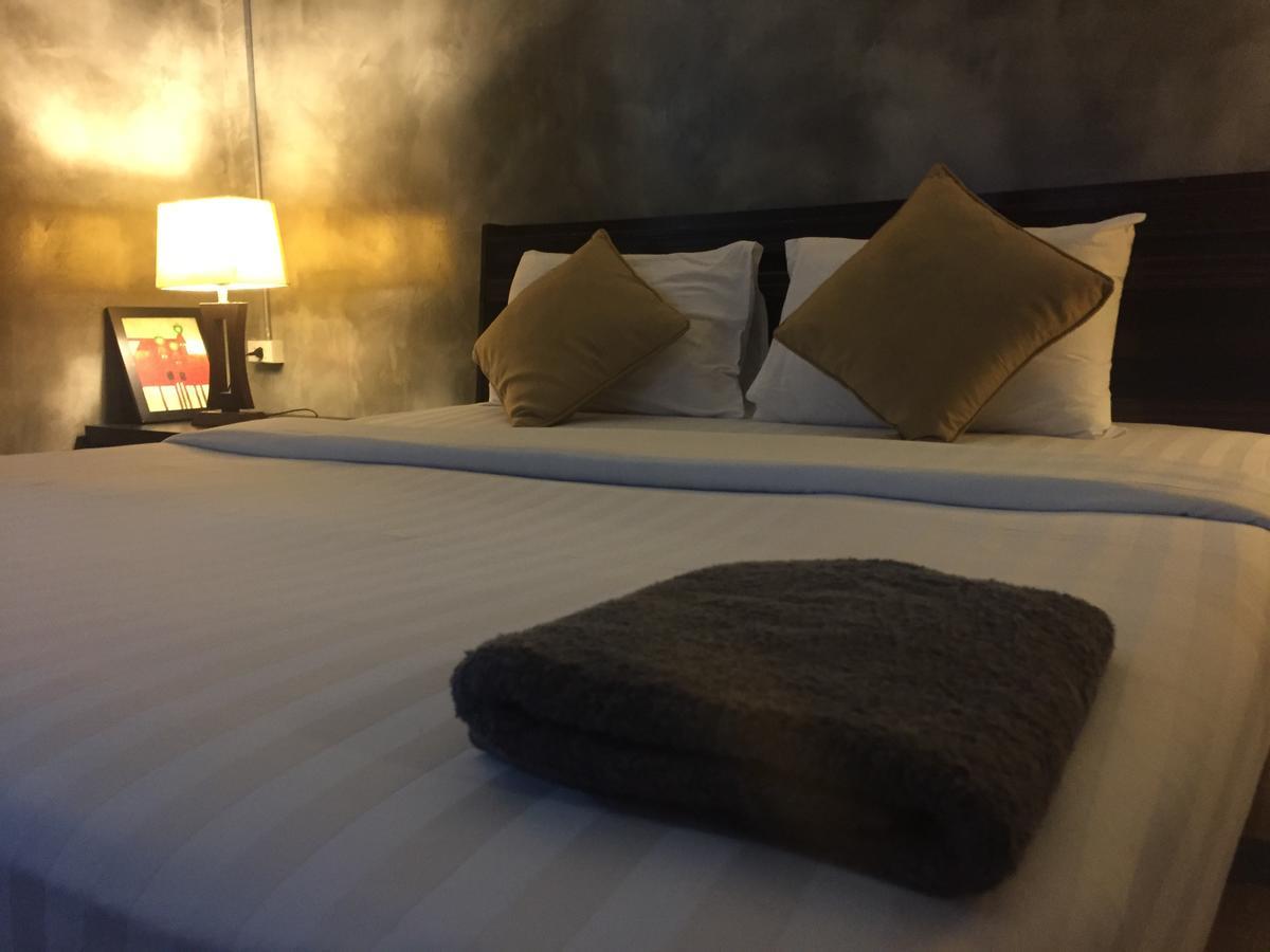 Crescent Bay Resort Koh Samet Екстериор снимка