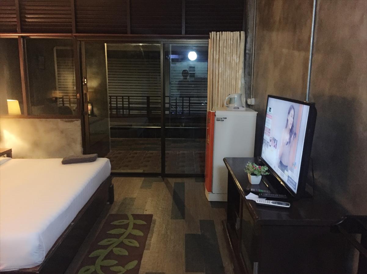 Crescent Bay Resort Koh Samet Екстериор снимка