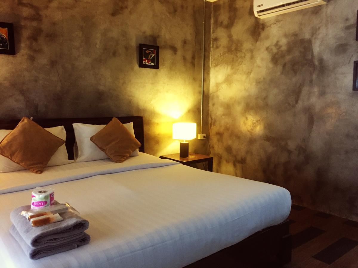 Crescent Bay Resort Koh Samet Екстериор снимка