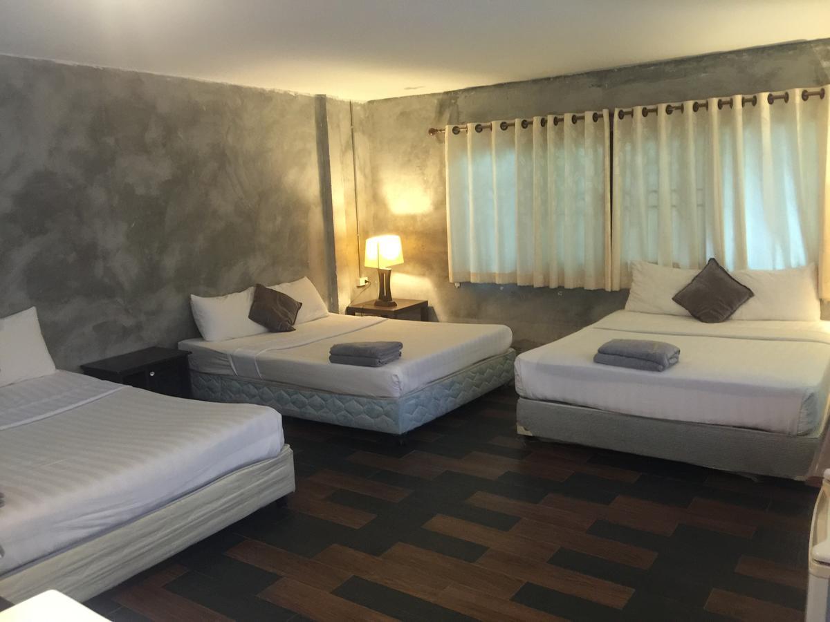 Crescent Bay Resort Koh Samet Екстериор снимка