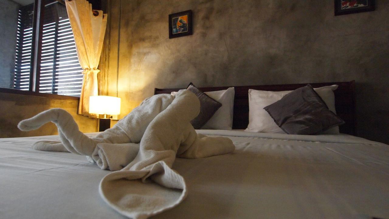 Crescent Bay Resort Koh Samet Екстериор снимка